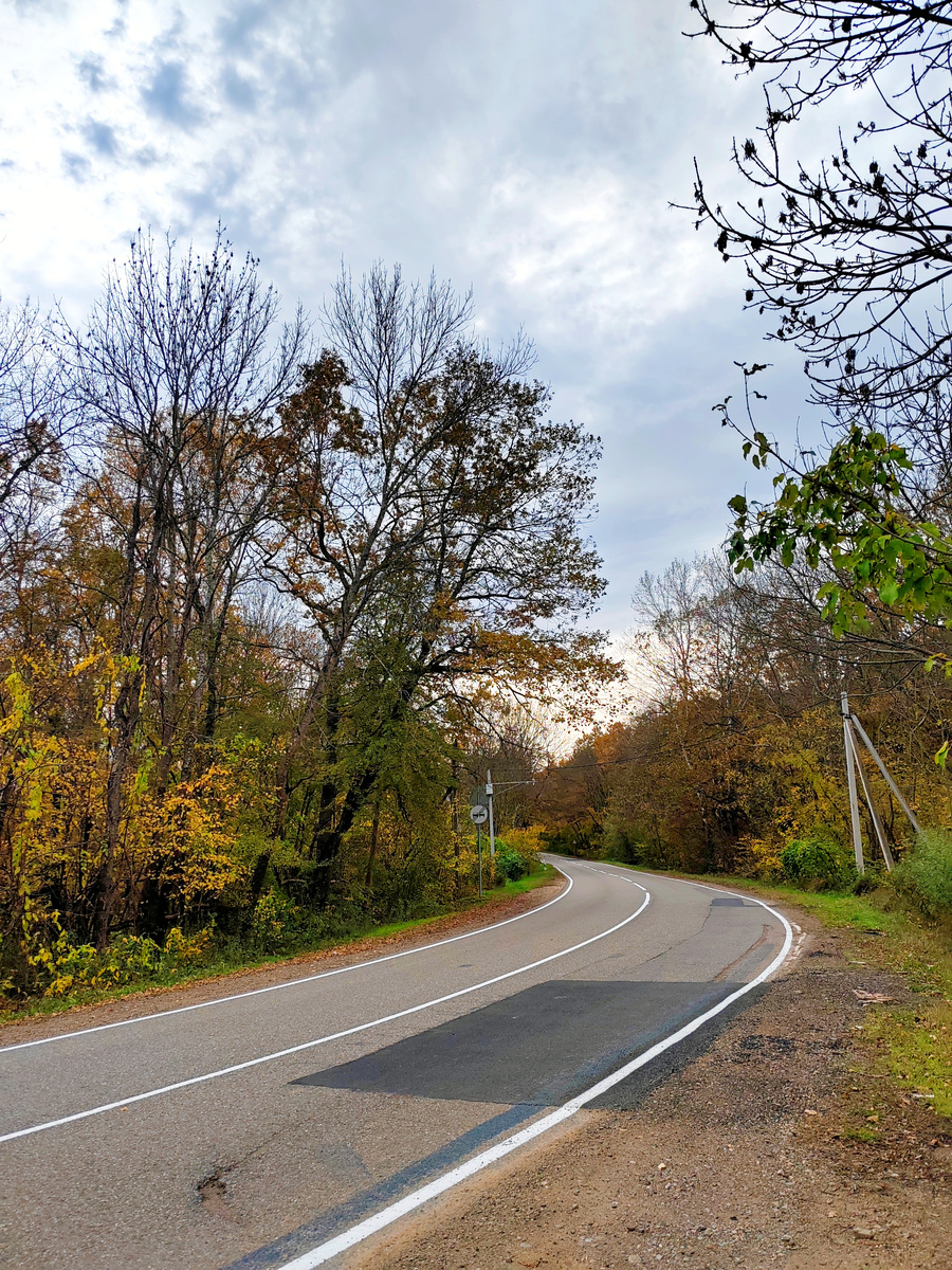 Начало дороги на Калужскую после съезда с трассы М4 "Дон". Фото автора