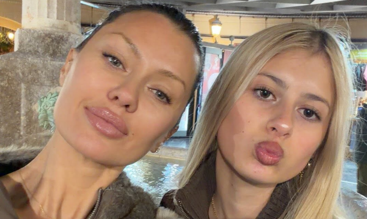 Виктория Боня с дочерью Анджелиной. Фото: соцсети / @victoriabonya