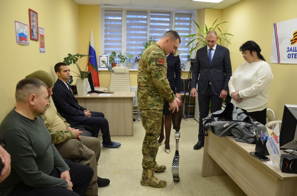    Ветеран СВО из Мегиона получил комплект адаптивной одежды