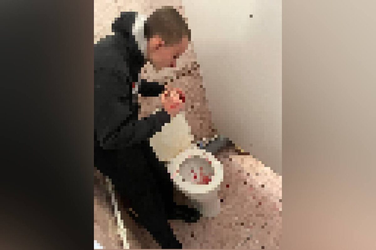    Избили в туалете школы: В Новотроицке один ученик напал на другого. Возбуждено уголовное дело