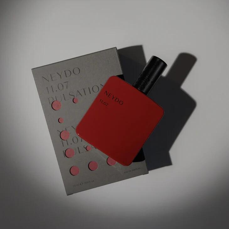 Фото с fragrantica.ru