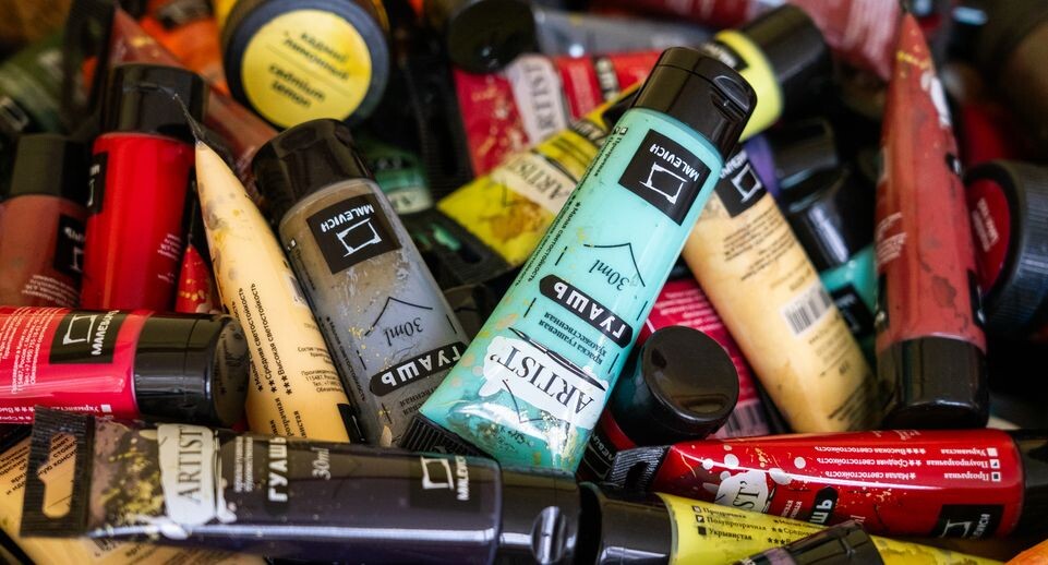    Мастер-класс по созданию картины на Всероссийской акции «Ночь искусств» в музее-заповеднике «Горки Ленинские» / Медиасток.рф