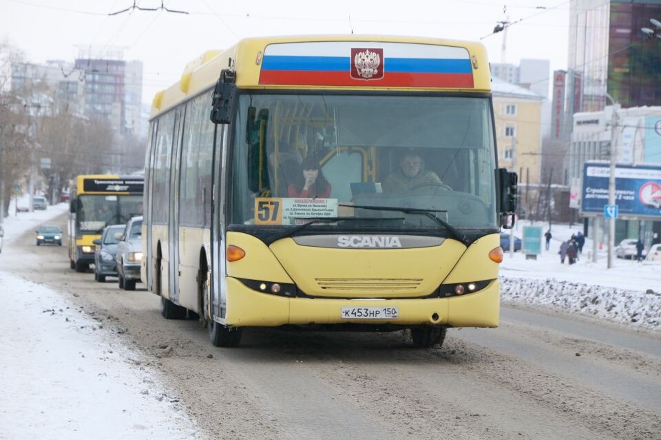    Автобус. Общественный транспорт Барнаула. Источник: Олег Укладов