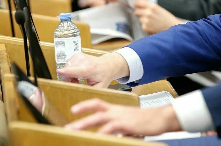 Госдума призвала разработать ответные меры на случай изъятия ЕС российских замороженных активов.
Фото:
duma.gov.ru