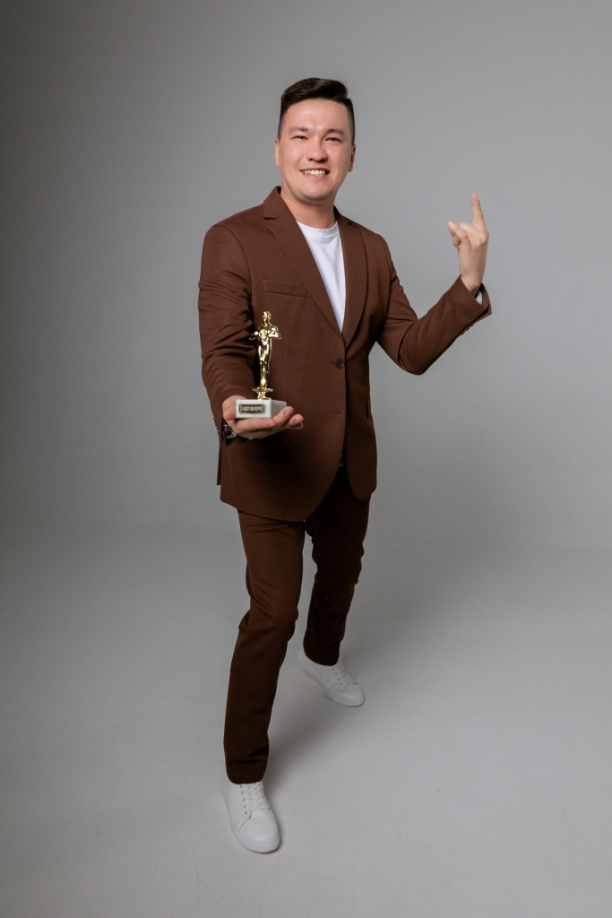 Андрей Рублёв — ведущий банкетов в Чувашии. Яркая подача, живые эмоции гостей и стильный праздник