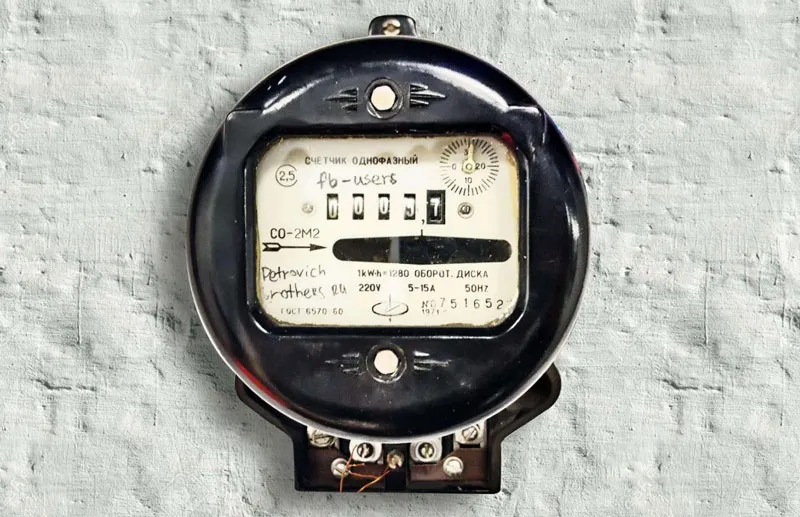 "Кто должен платить за сломанный счетчик: Верховный Суд встал на сторону потребителя в споре о некачественных ресурсах"