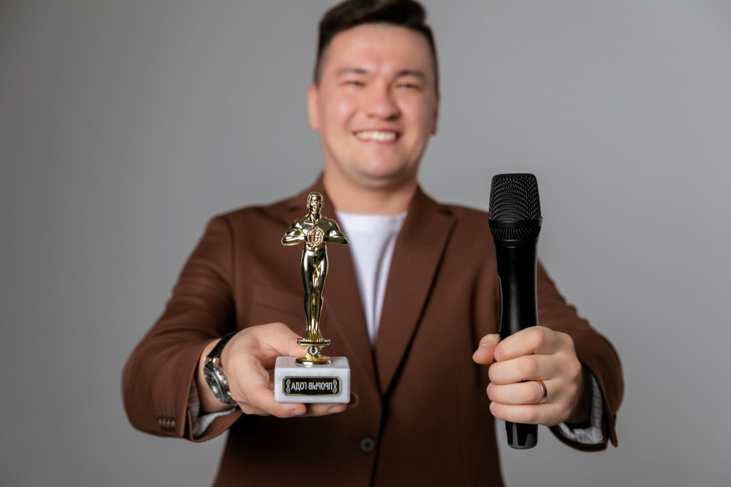 Андрей Рублёв — ведущий на Новый год в Чувашии. Яркая атмосфера, эмоции и праздничный драйв для всех гостей