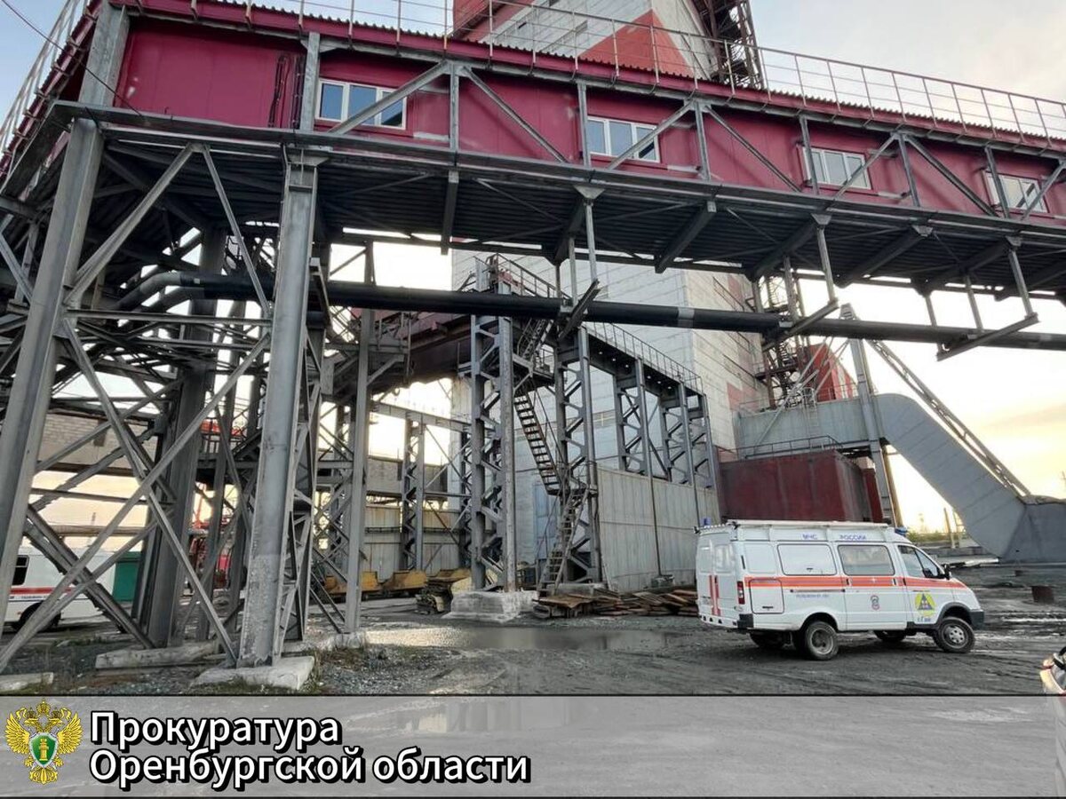    Два несчастных случая за три года: рабочий Гайского ГОКа, который пострадал при обрушении пород, добился компенсации после серьезных травм