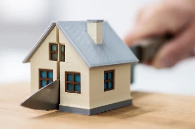    Делится ли при разводе квартира в военной ипотеке?