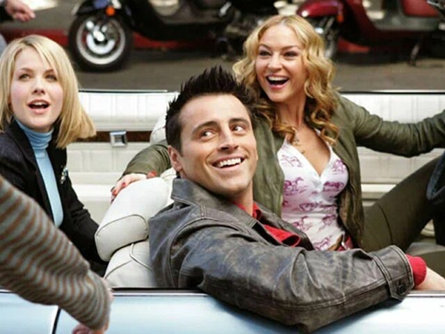    Фото: кадр из сериала "Джоуи"; режиссеры – Кевин Брайт, Гари Хэлворсон, Эндрю Д. Вейман; производство – Киностудия "Bright-San Prod