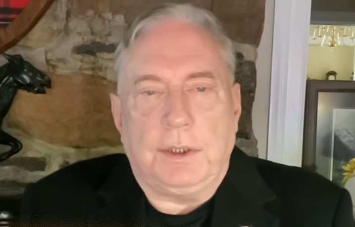 Фото: Prt Scr youtube.com / Daniel Davis / Deep Dive