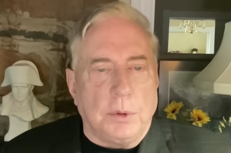 Фото: Prt Scr youtube.com / Daniel Davis / Deep Dive