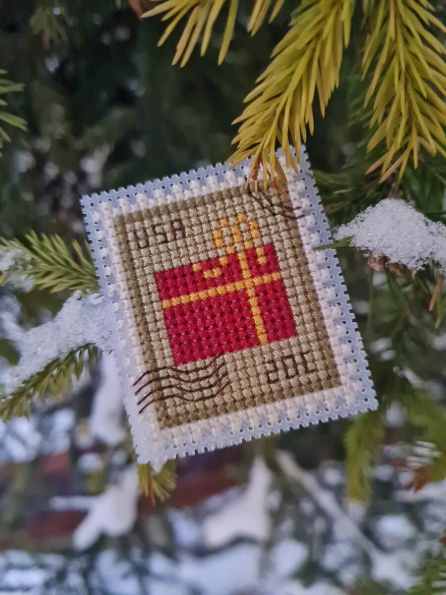 Моя бесплатная схема новогодней марки