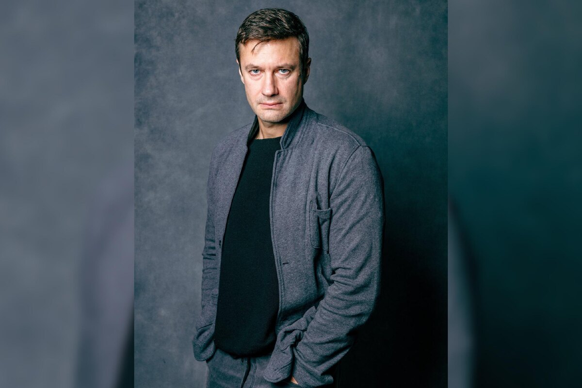 Фото: https://www.kino-teatr.ru/kino/acter/m/ros/2054/foto/1691651/