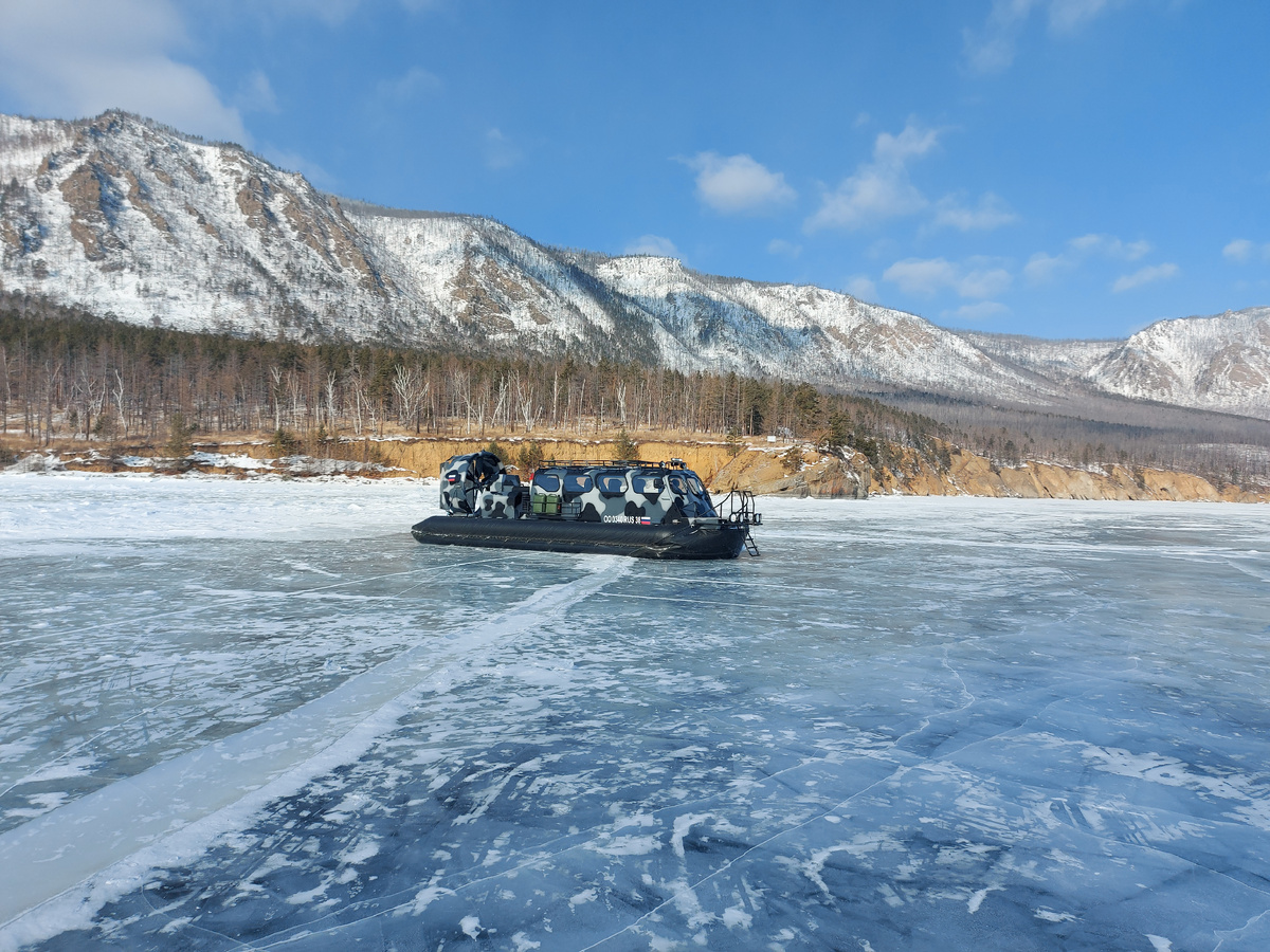 Хивус - судно на воздушной подушке 