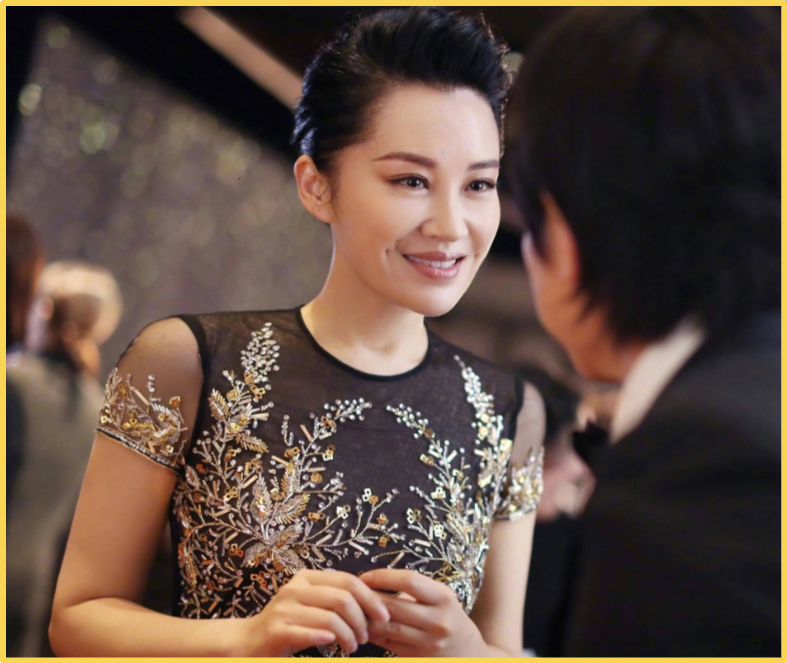 Снимок с экрана монитора. Актриса Цин Сюй.