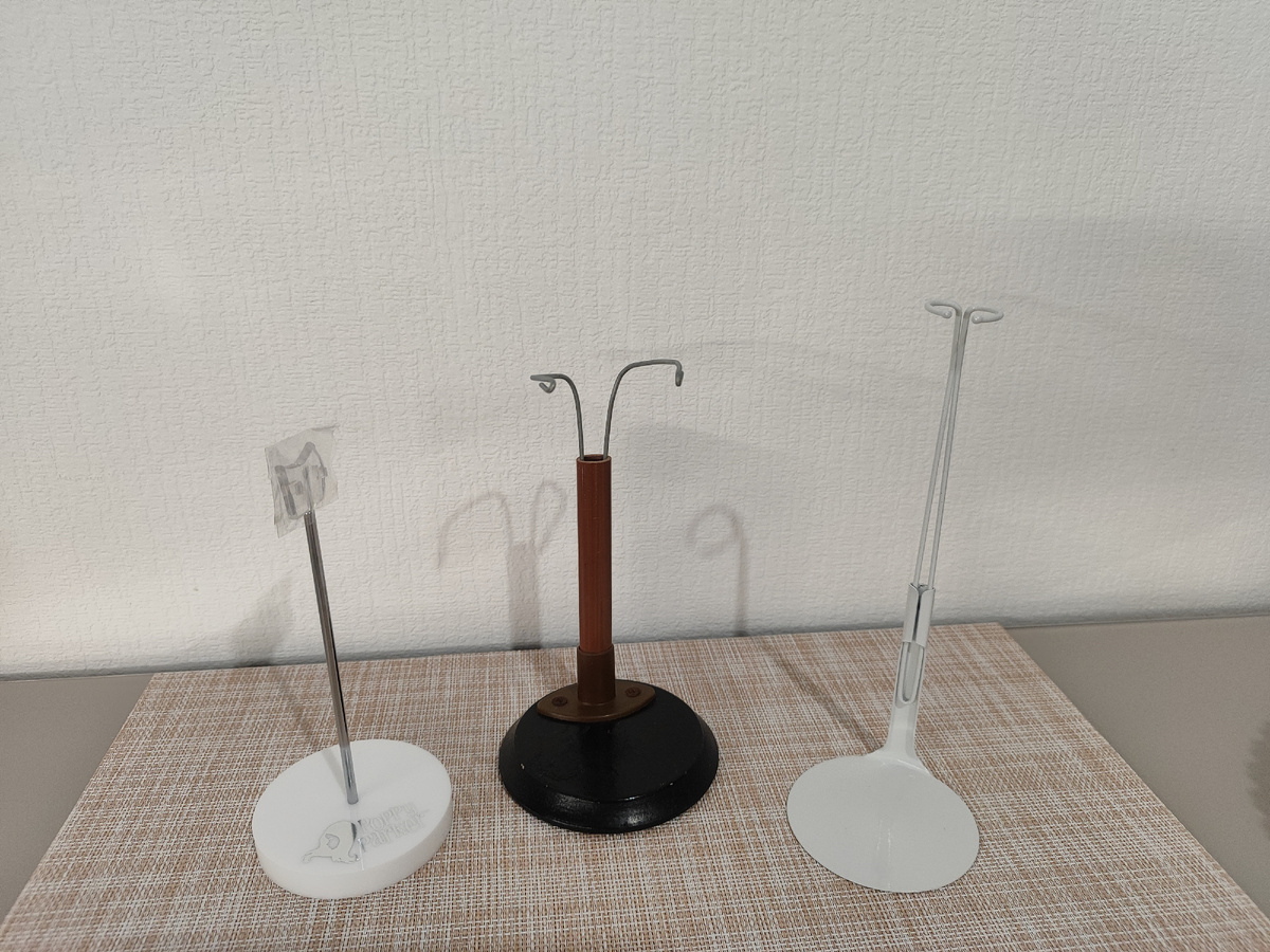 Подставки для кукол. Фото авора.