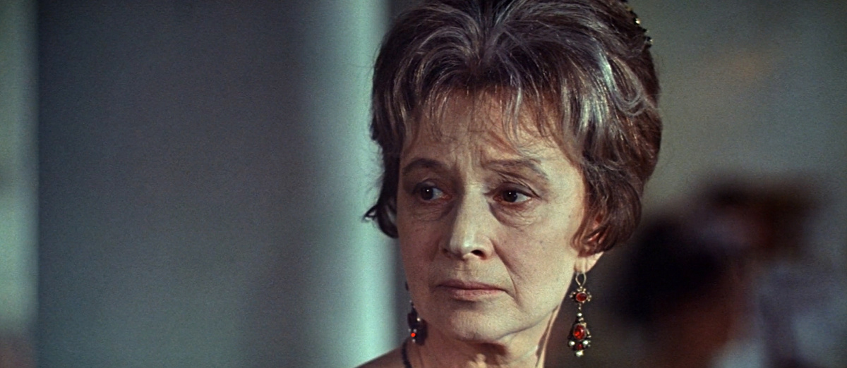 Кадр из кинофильма "Война и мир", 1965-1966 гг., режиссер Сергей Бондарчук, сценаристы Сергей Бондарчук, Василий Соловьёв, композитор Вячеслав Овчинников (скриншот)