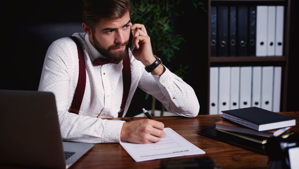 Как не попасть в руки юриста-мошенника: инструкция по безопасности