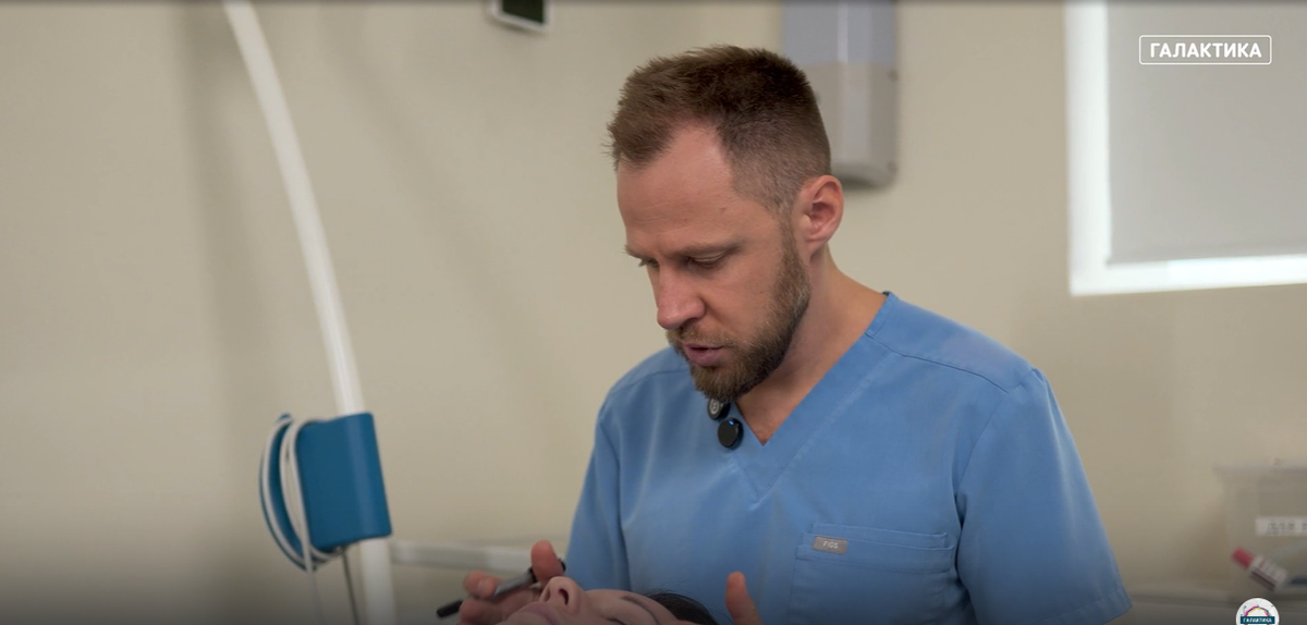 Мельников Дмитрий Александрович, пластический хирург