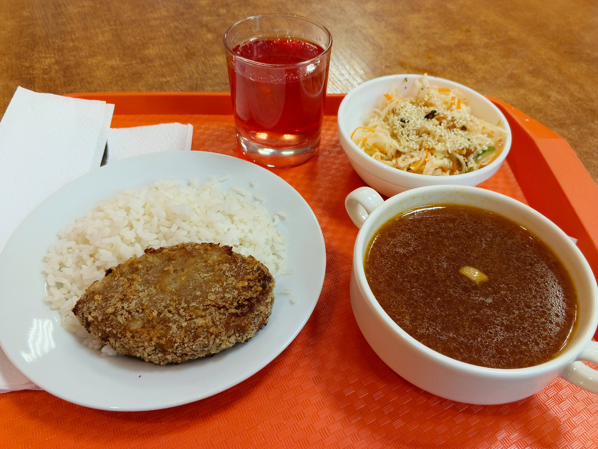 Суп и рис не доела, невкусно