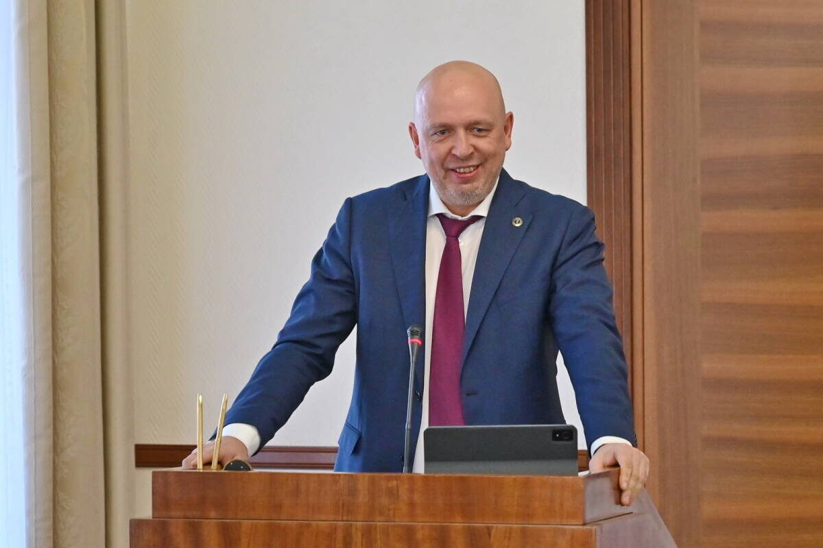 Сергей Карпухин: «Действующее законодательство прямо запрещает самозанятым производить и продавать товары, подлежащие обязательной маркировке»Фото: gossov.tatarstan.ru