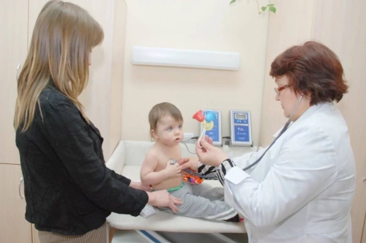    Почти 350 педиатров работают в Тульской области