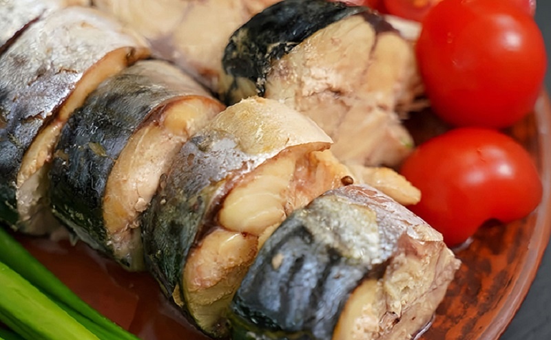 Домашняя скумбрия как из банки: нежное блюдо без уксуса и консервантов
