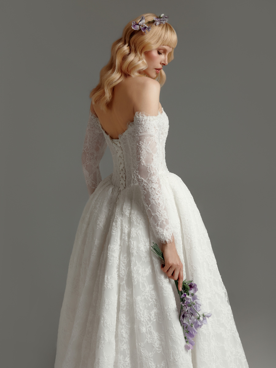 Vanilla atelier wedding dress