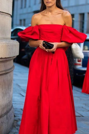 Встречаем Год Огненной Лошади 2026: Какие цвета и стили принесут успех