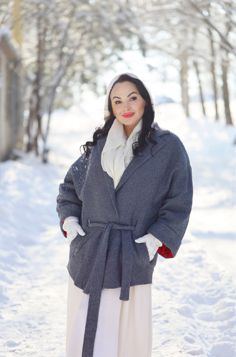 Пальто на однофонтурной вязальной машине (школа вязания и шитья Lorraine Woolheart ®2014) (ИП Берлизова Лариса.А.)