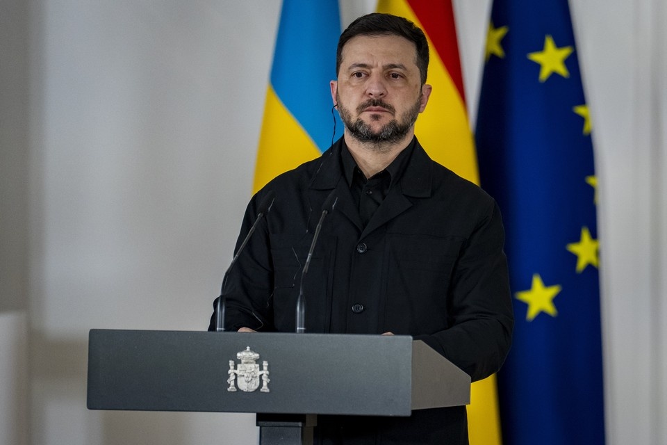    Украинский телеканал опубликовал видео, где Зеленский готов признать Крым за РФ GLOBAL LOOK PRESS