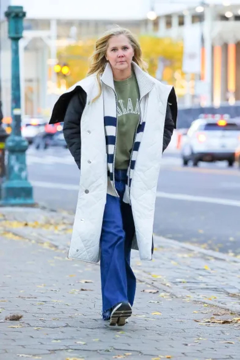    Эми Шумер в Нью-Йорке. Фото: Page Six