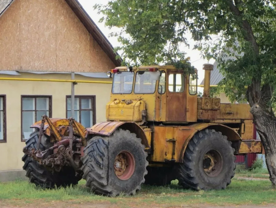 Кировец К-700