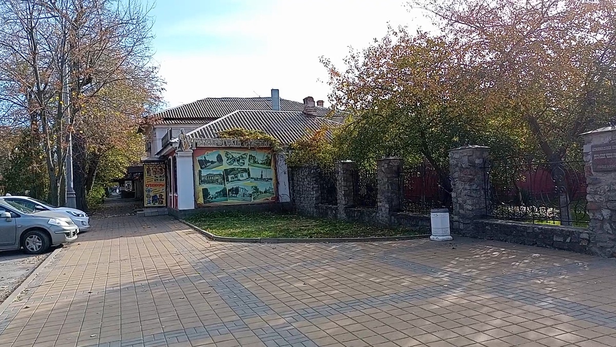 Улица Чехова, город Таганрог. Фото автора.