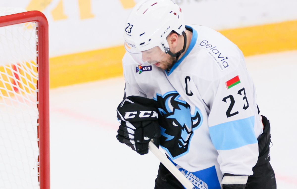    Нападающий "Динамо" Андрей Стась  Сергей Савостьянов/ТАСС