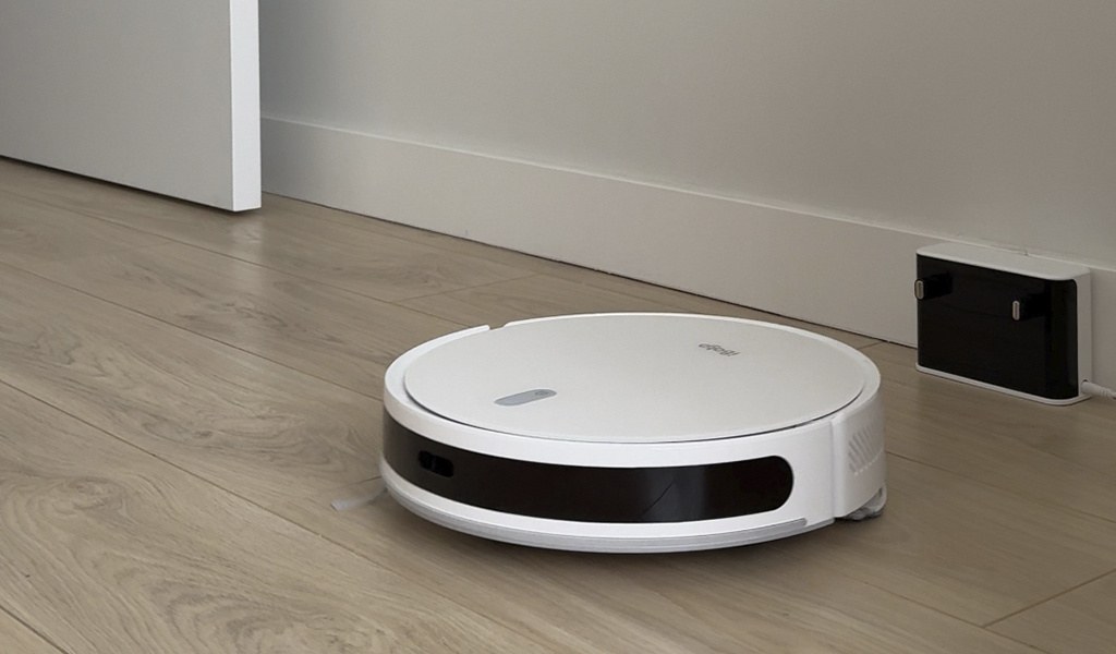 Робот-пылесос iBoto Smart X530. Артикулы: Яндекс Маркет 4727978945, Ozon 1830994879, Wildberries 312638725