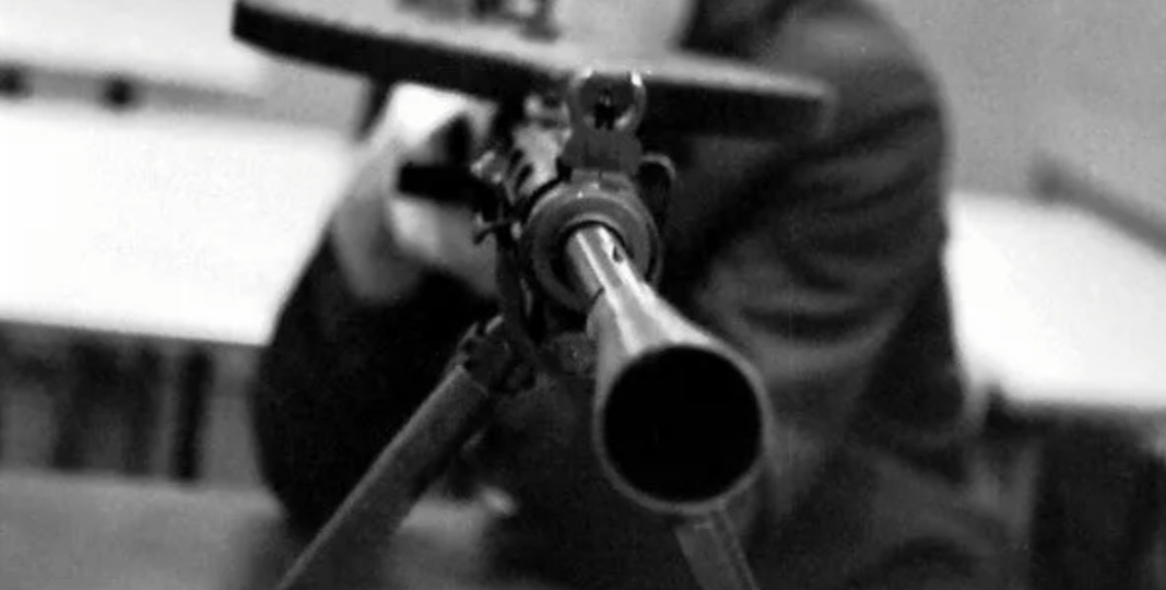 В Советском Союзе уже со школы готовили к службе в армии.