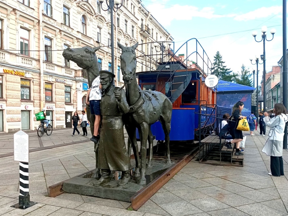 Памятник конке. Фото автора.