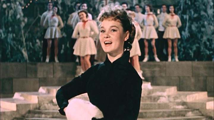 Кадр из фильма «Карнавальная ночь», 1956 год, режиссер Эльдар Рязанов