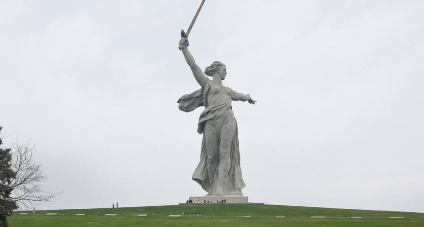    Волгоградская область потратит 1,5 млн рублей на сувениры для мероприятий