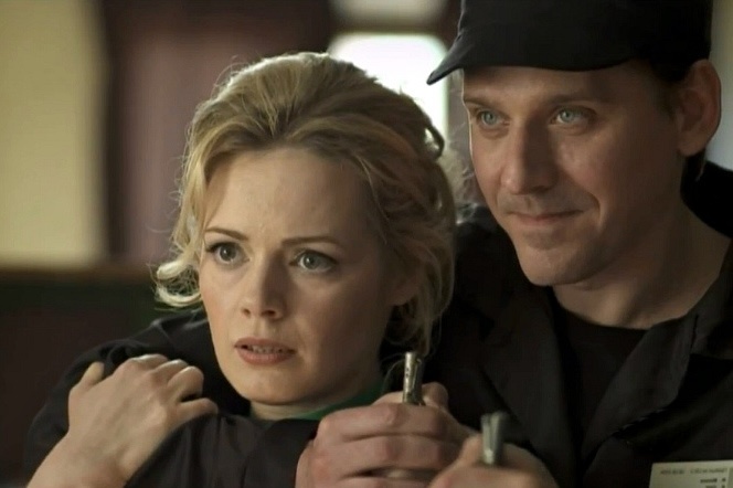 Анна Миклош и Юрий Батурин, кадр из сериала «Гончие–6»