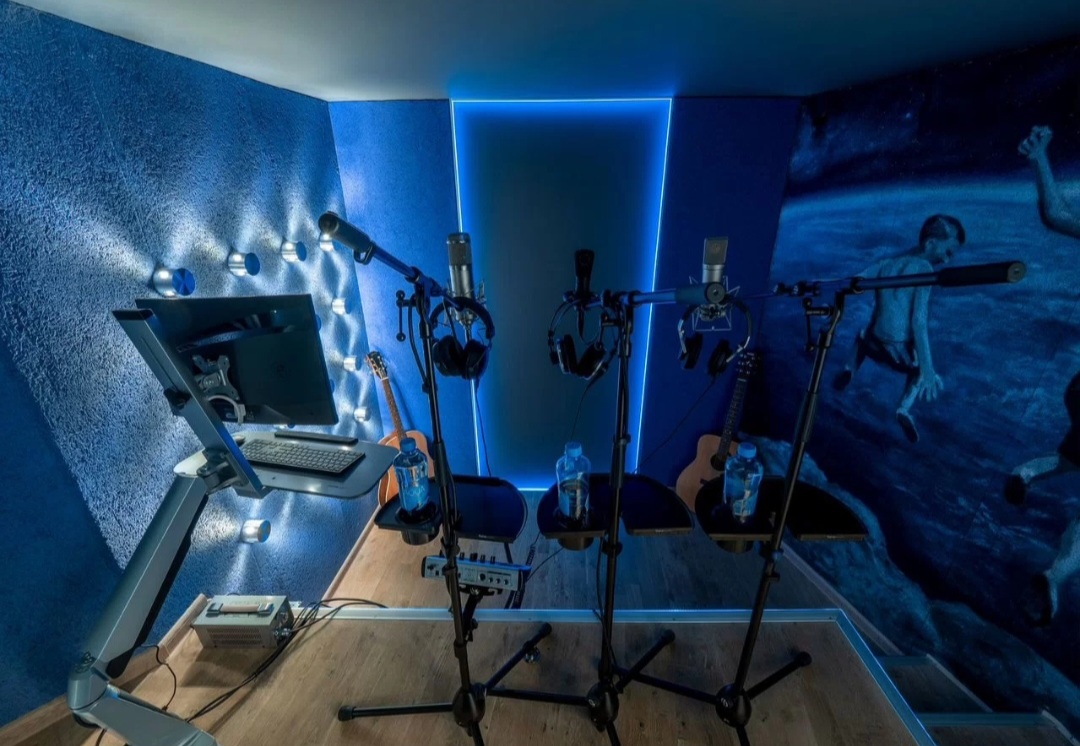 Студия звукозаписи Шум в Москве на Дербеневской набережной 13\17 корпус 2