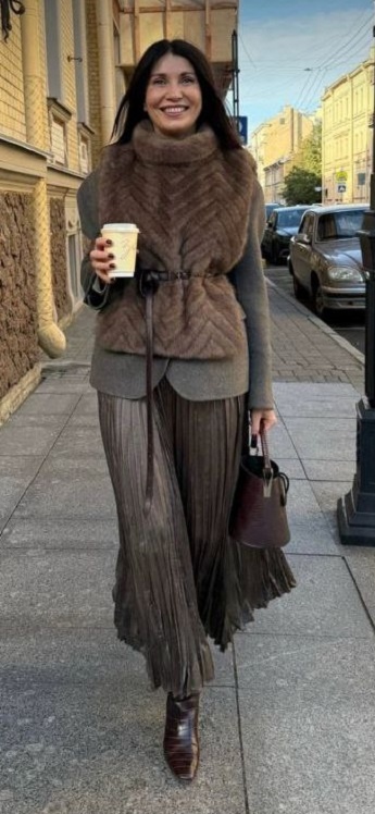 Стилизация меховой манишки