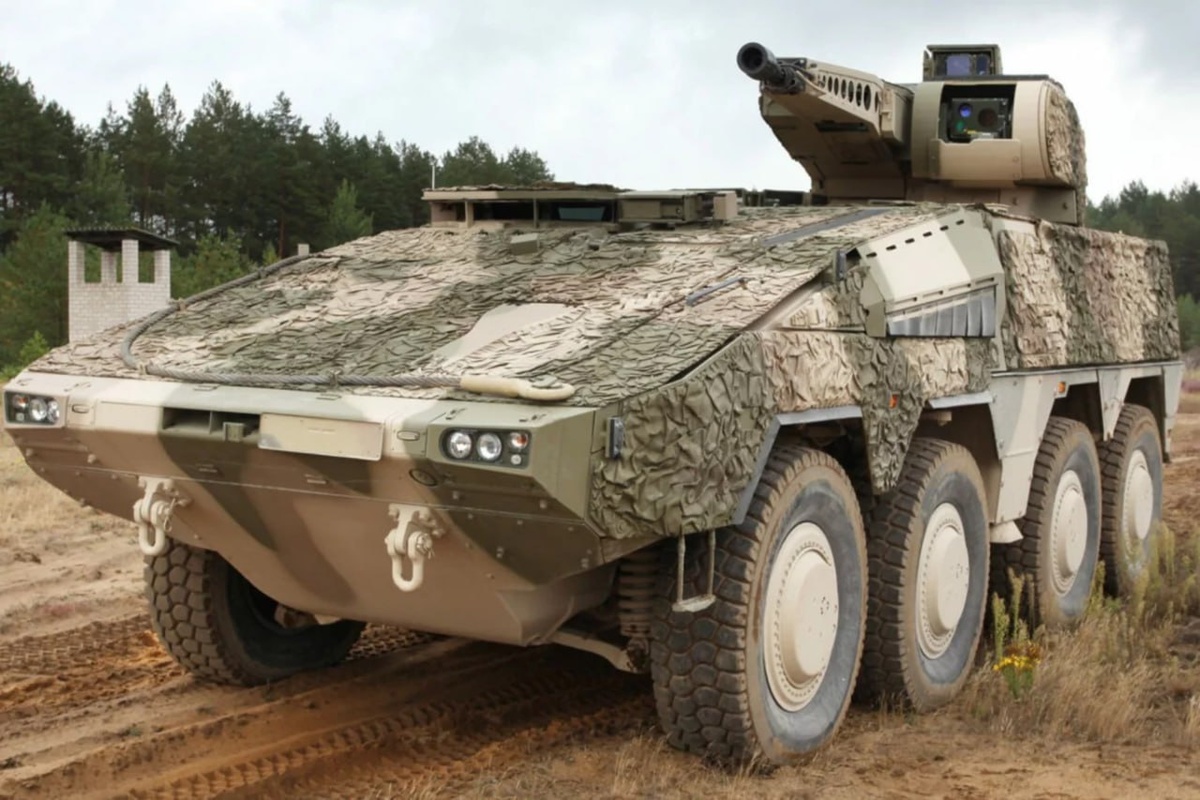 Германия и Нидерланды закупили 222 колёсные БМП «Боксер» с боевым модулем RCT 30 в конфигурации «Шакал». Фото: Rheinmetall