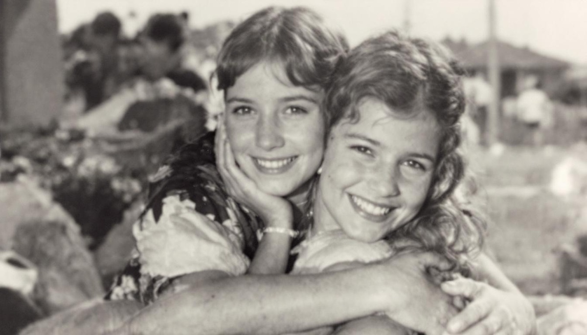 Дружим всю жизнь.