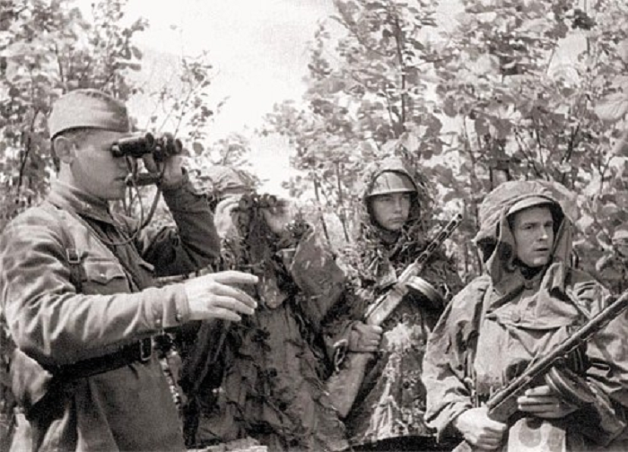 Советские разведчики