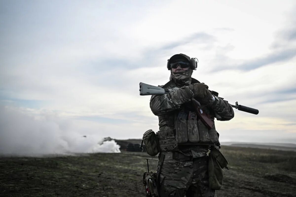    Российские войска продолжают уверенное наступление по всем направлениям специальной военной операции.