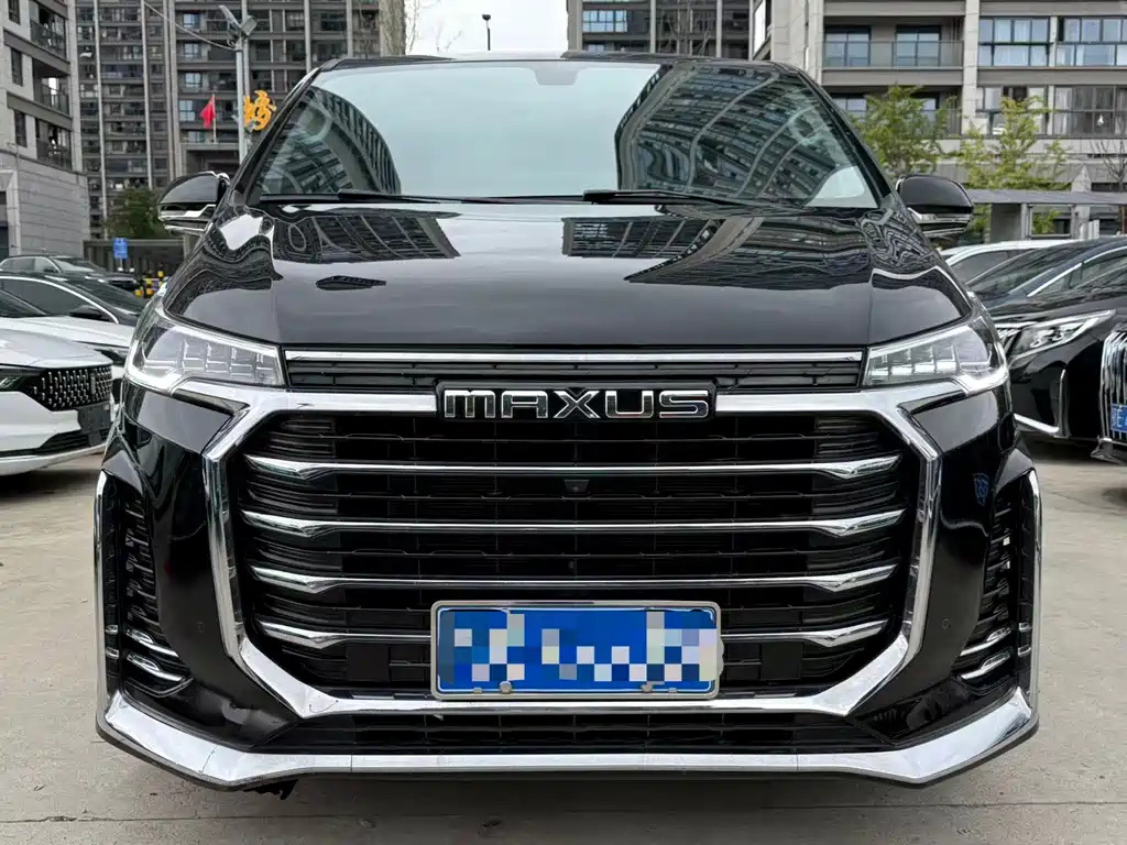 Maxus в черном кузове