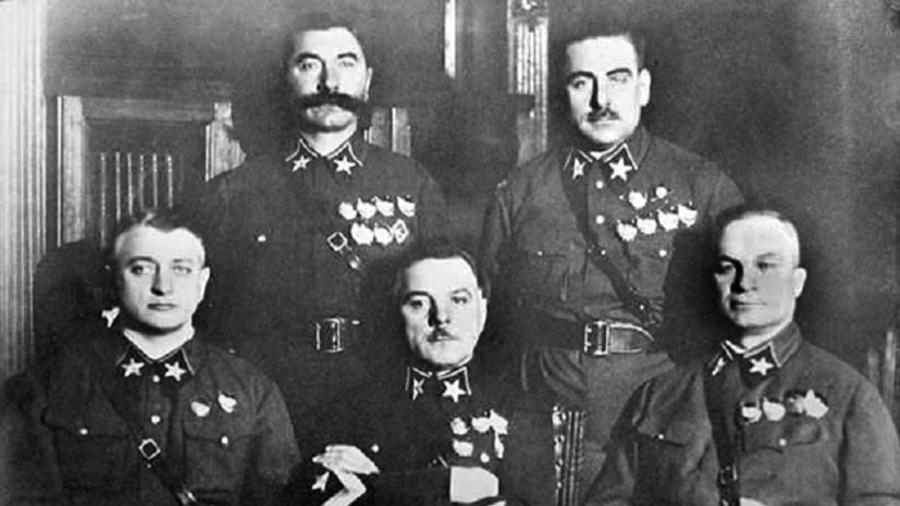     Первые Маршалы Советского Союза  Общественное достояние